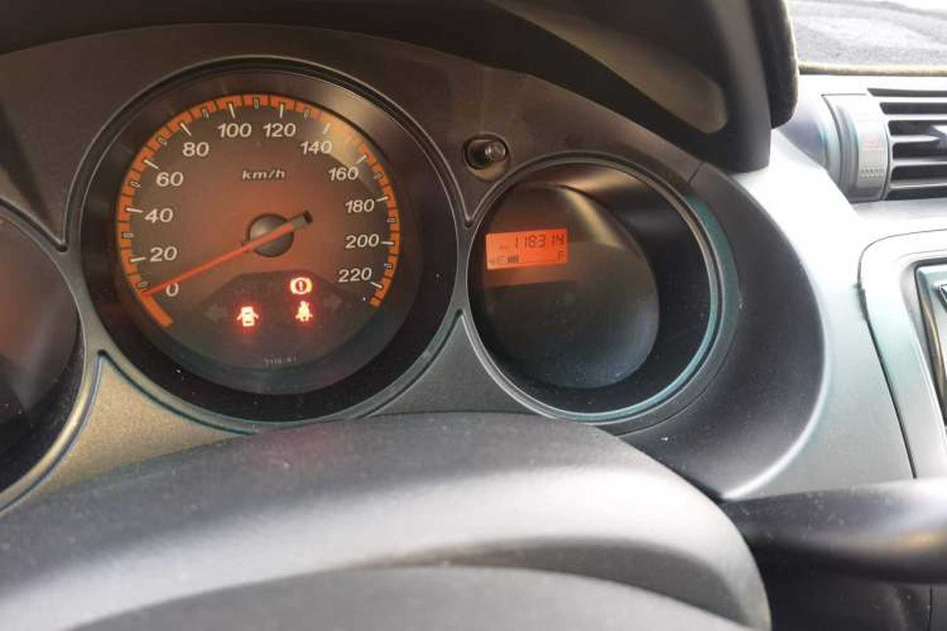 Used Everus S1 2011 1.3L Manual Comfort Edition Odometer Close Up