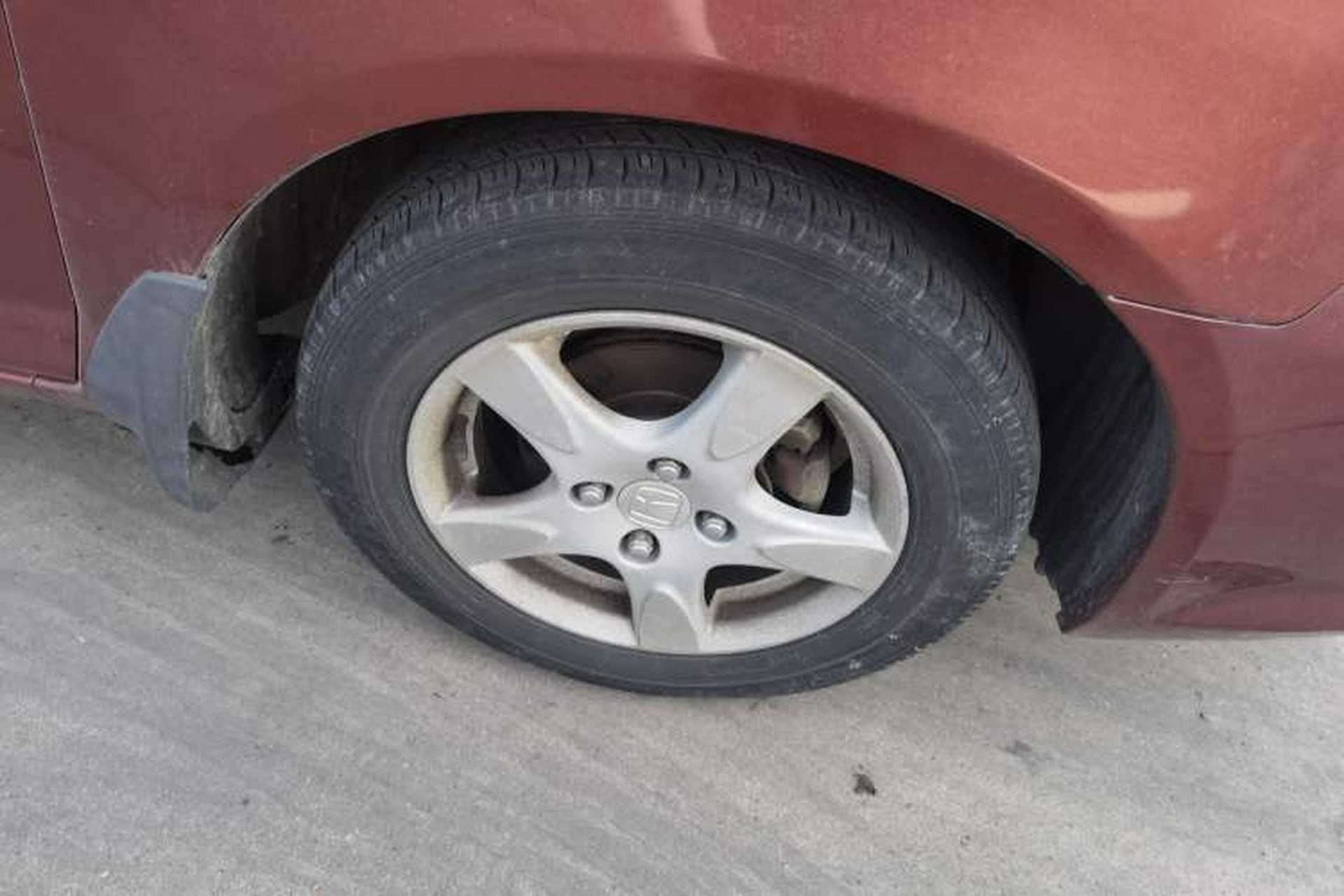Used Everus S1 2011 1.3L Manual Comfort Edition Right Front Wheel Hub