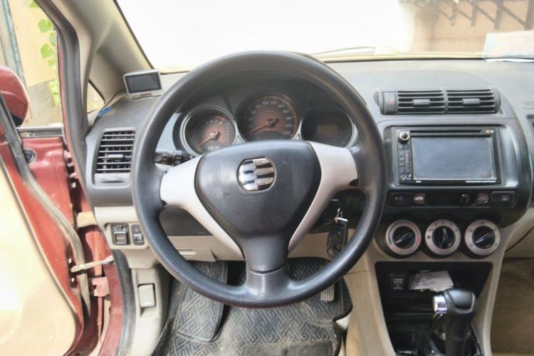Used Everus S1 2011 1.3L Automatic Comfort Edition Steering Wheel