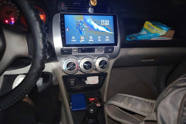 Used Everus S1 2011 1.3L Manual Comfort Edition Audio And AC Panel