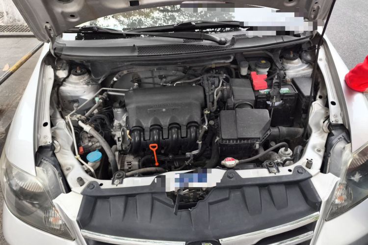 Used Everus S1 2011 1.3L Manual Comfort Edition Engine Bay