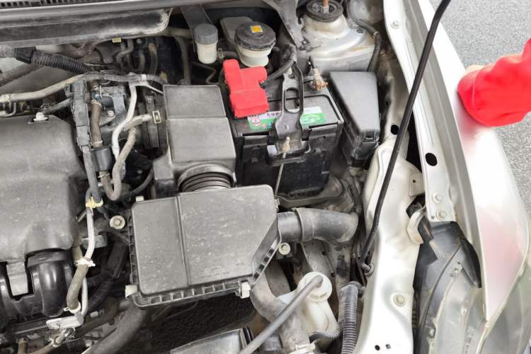 Used Everus S1 2011 1.3L Manual Comfort Edition Engine Bay Left