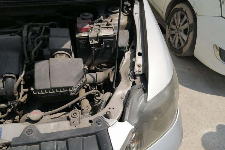 Used Everus S1 2011 1.3L Automatic Comfort Edition Engine Bay Left