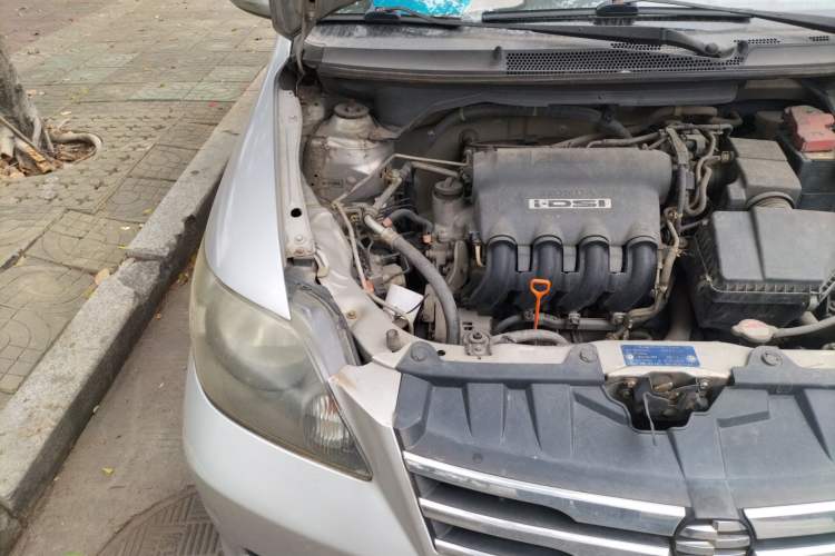 Used Everus S1 2011 1.3L Automatic Comfort Edition Engine Bay Right