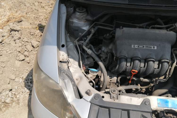 Used Everus S1 2011 1.3L Automatic Comfort Edition Engine Bay Right