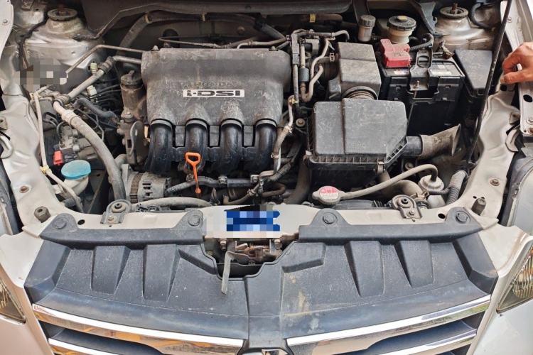 Used Everus S1 2011 1.3L Manual Comfort Edition Engine Bay