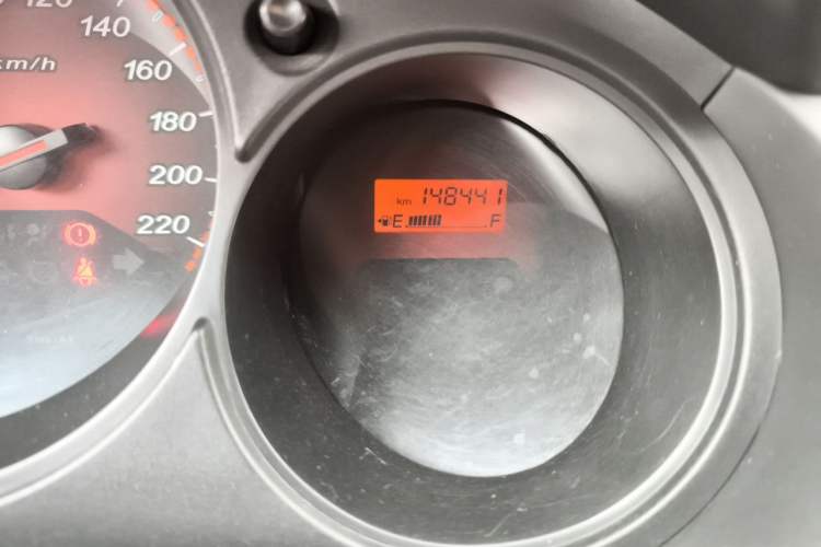 Used Everus S1 2011 1.3L Manual Comfort Edition Odometer Close Up