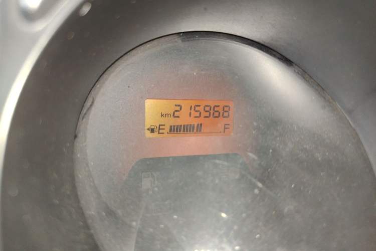 Used Everus S1 2011 1.3L Manual Comfort Edition Odometer Close Up