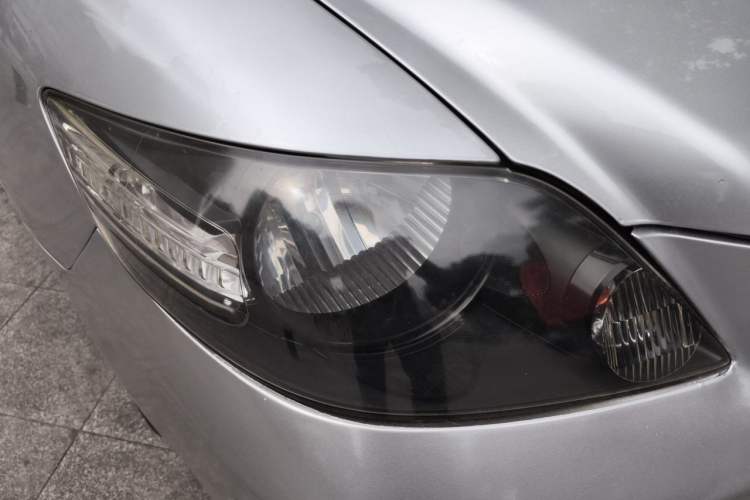Used Everus S1 2011 1.3L Manual Comfort Edition Right Front Headlight