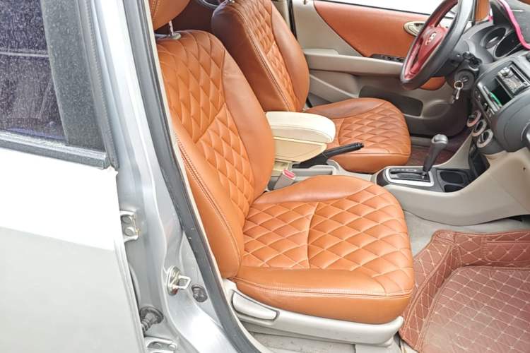 Used Everus S1 2011 1.3L Automatic Comfort Edition Right Front Seat