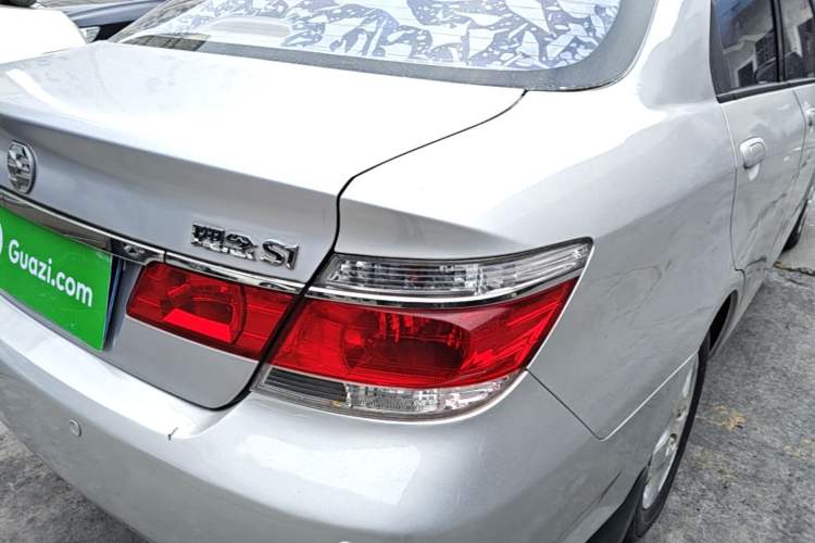 Used Everus S1 2011 1.3L Automatic Comfort Edition Right Rear Taillight