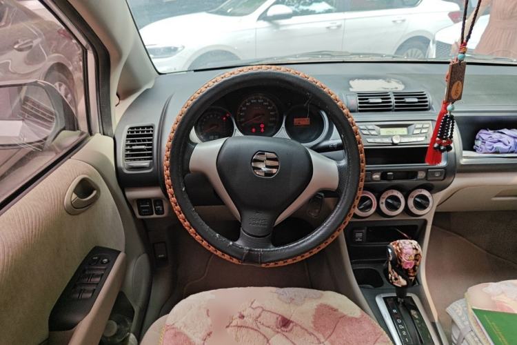 Used Everus S1 2011 1.3L Automatic Comfort Edition Steering Wheel