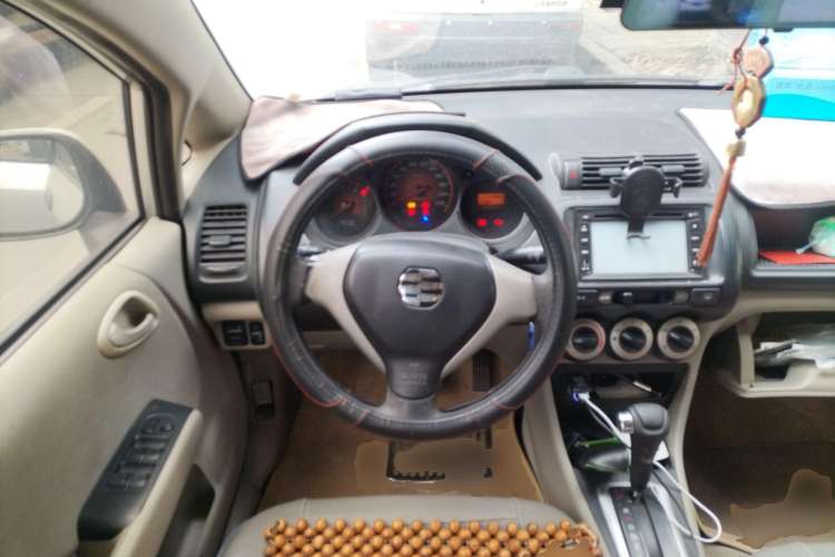 Used Everus S1 2011 1.3L Automatic Comfort Edition Steering Wheel