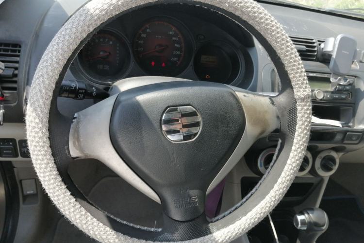 Used Everus S1 2011 1.3L Automatic Comfort Edition Steering Wheel