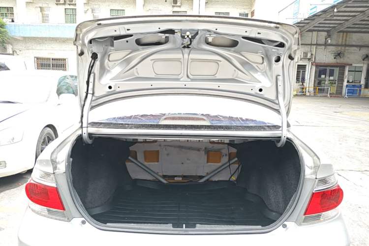 Used Everus S1 2011 1.3L Automatic Comfort Edition Trunk