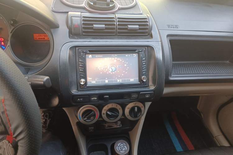 Used Everus S1 2011 1.3L Manual Comfort Edition Audio And AC Panel