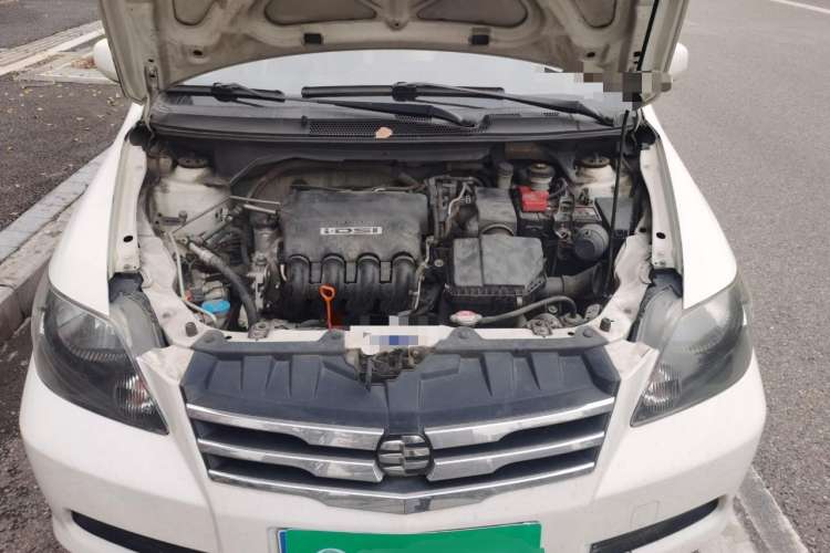 Used Everus S1 2011 1.3L Manual Comfort Edition Engine Bay