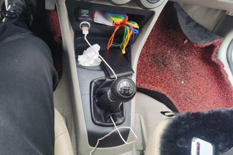 Used Everus S1 2011 1.3L Manual Comfort Edition Gear Lever