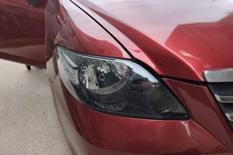 Used Everus S1 2011 1.5L Automatic Luxury Edition Right Front Headlight