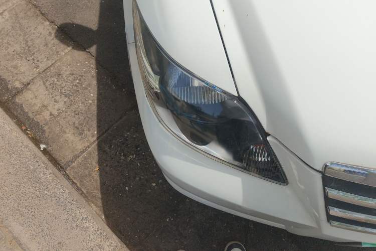 Used Everus S1 2011 1.3L Manual Comfort Edition Right Front Headlight