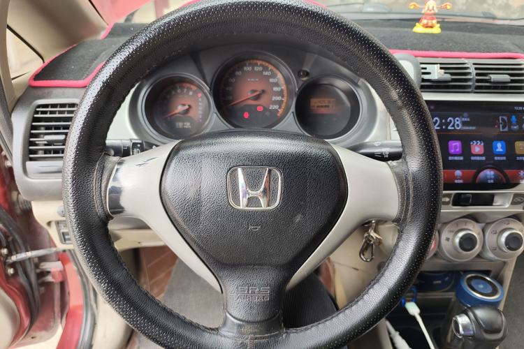 Used Everus S1 2011 1.5L Automatic Luxury Edition Steering Wheel