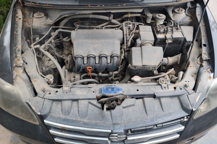 Used Everus S1 2012 1.3L Manual Comfort Edition Engine Bay