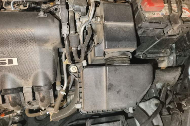 Used Everus S1 2012 1.3L Automatic Comfort Edition Engine Bay Left
