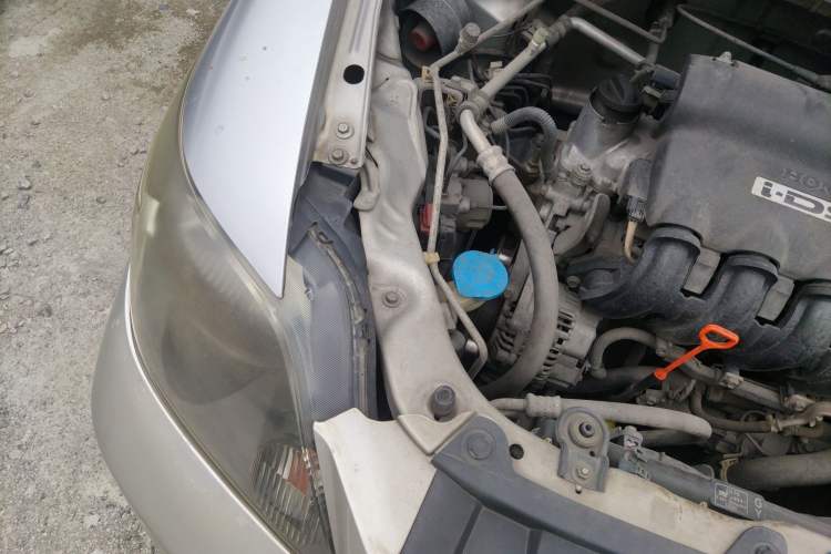 Used Everus S1 2012 1.3L Manual Comfort Edition Engine Bay Right