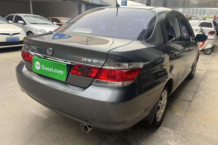 Used Everus S1 2012 1.3L Automatic Comfort Edition Exterior 4