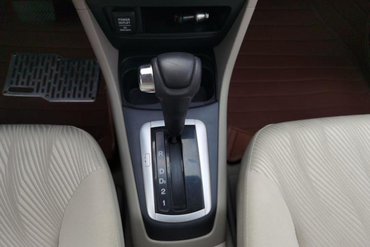 Used Everus S1 2012 1.3L Automatic Comfort Edition Gear Lever