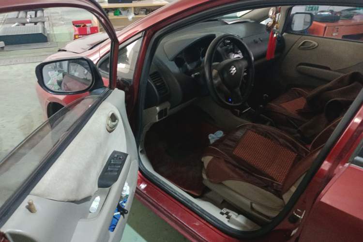 Used Everus S1 2012 1.3L Manual Comfort Edition Driver Seat