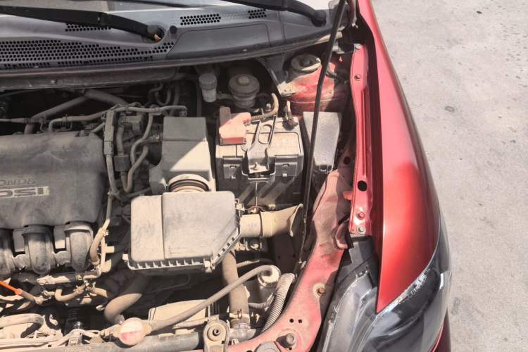 Used Everus S1 2012 1.3L Manual Comfort Edition Engine Bay Left