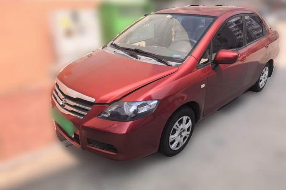 Everus S1 2012