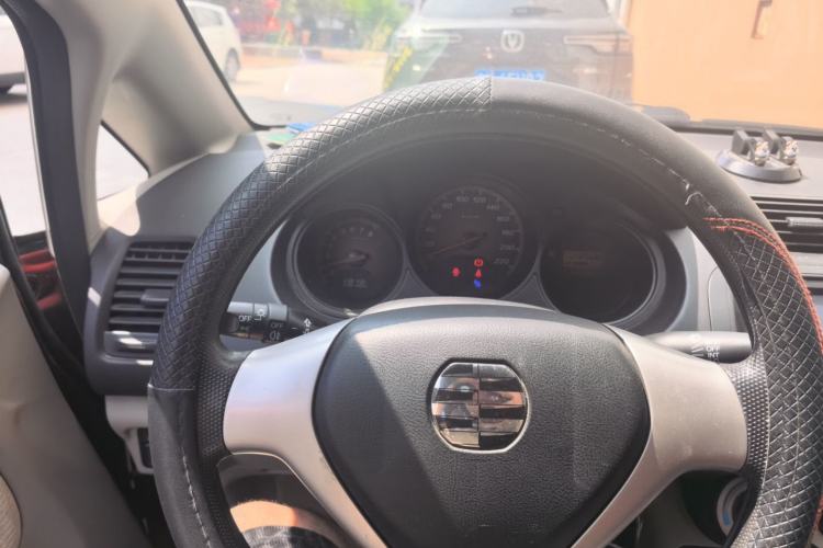 Used Everus S1 2012 1.3L Manual Comfort Edition Steering Wheel