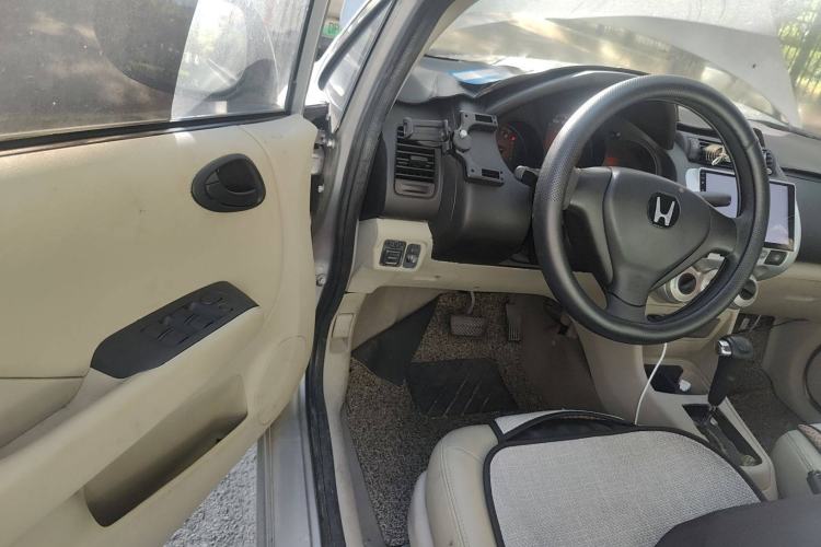 Used Everus S1 2012 1.3L Automatic Comfort Edition Driver Seat