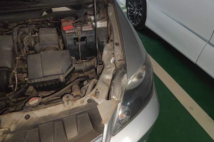 Used Everus S1 2012 1.3L Automatic Comfort Edition Engine Bay Left