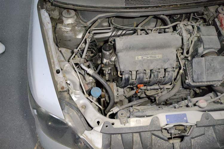 Used Everus S1 2012 1.3L Automatic Comfort Edition Engine Bay Right