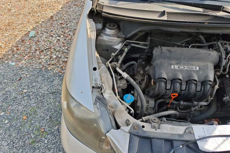 Used Everus S1 2012 1.3L Manual Comfort Edition Engine Bay Right