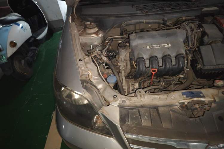 Used Everus S1 2012 1.3L Automatic Comfort Edition Engine Bay Right