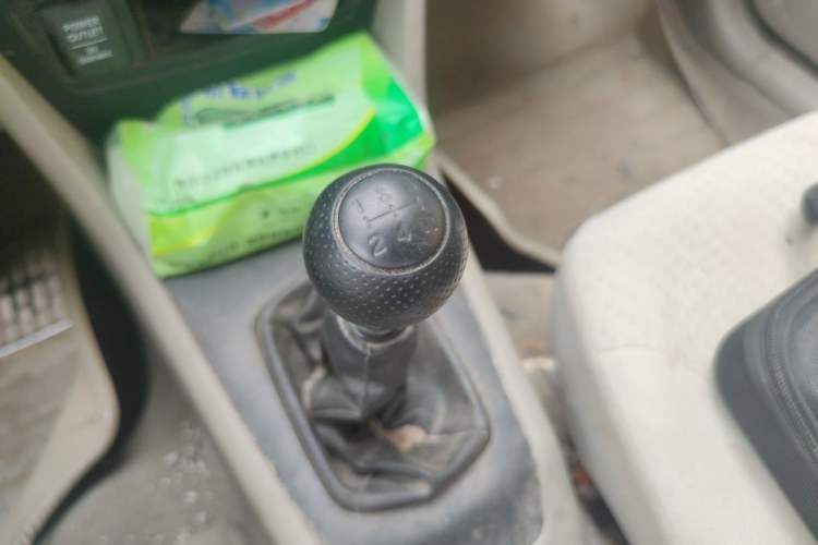 Used Everus S1 2012 1.5L Manual Comfort Edition Gear Lever