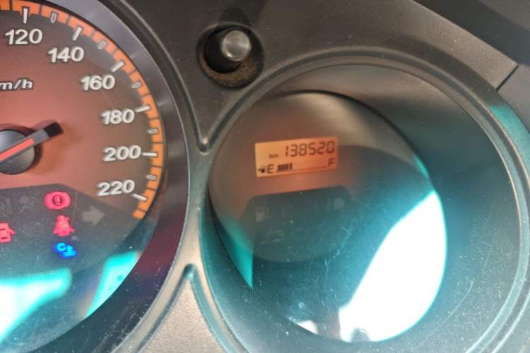Used Everus S1 2012 1.3L Automatic Comfort Edition Odometer Close Up