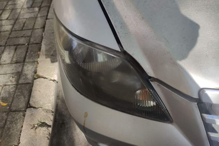 Used Everus S1 2012 1.3L Automatic Comfort Edition Right Front Headlight