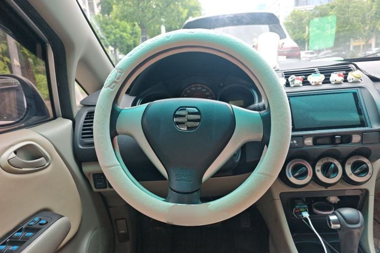 Used Everus S1 2012 1.3L Automatic Comfort Edition Steering Wheel