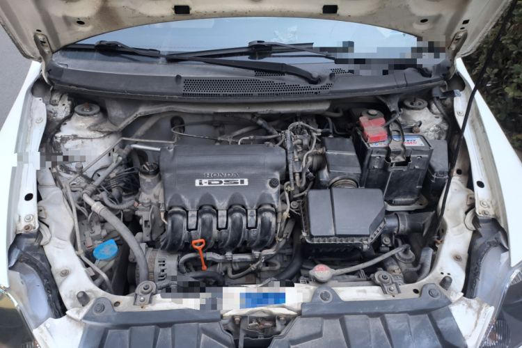 Used Everus S1 2012 1.3L Automatic Comfort Edition Engine Bay