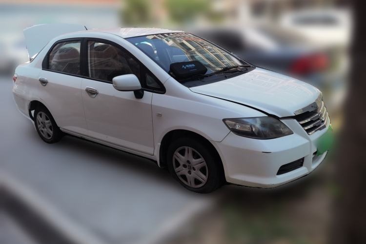 Used Everus S1 2012 1.3L Manual Comfort Edition Front Right 45 Deg