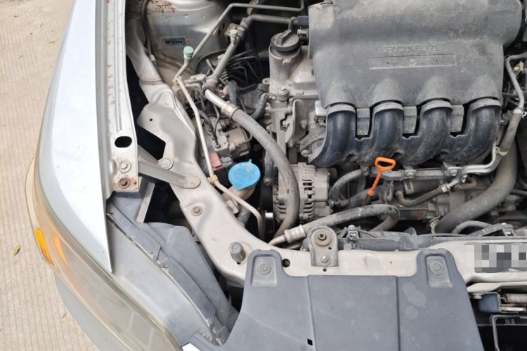 Used Everus S1 2013 1.5L Automatic Comfort Edition Engine Bay Right