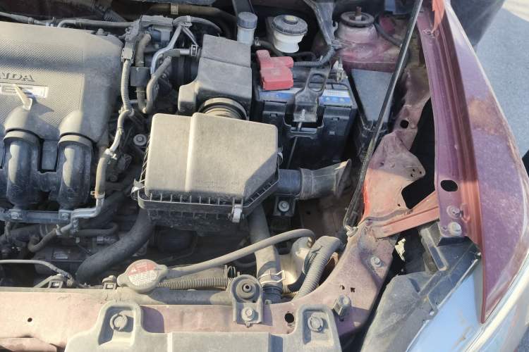 Used Everus S1 2013 1.5L Manual Sport Edition Engine Bay Left