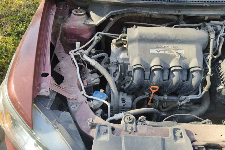Used Everus S1 2013 1.5L Manual Sport Edition Engine Bay Right