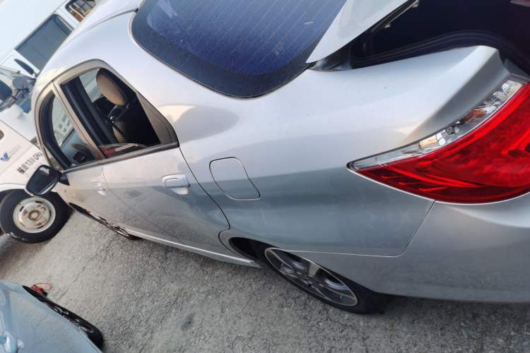 Used Everus S1 2013 1.5L Manual Sport Edition Exterior 3