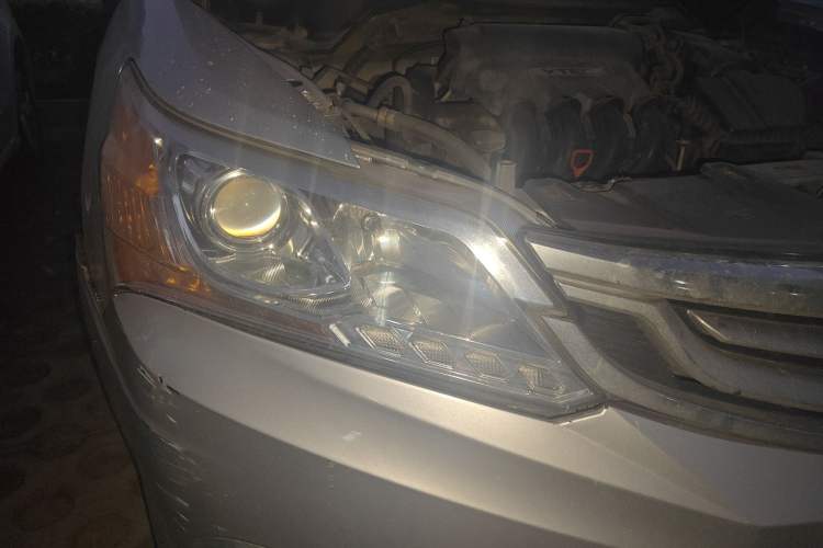 Used Everus S1 2013 1.5L Manual Sport Edition Right Front Headlight